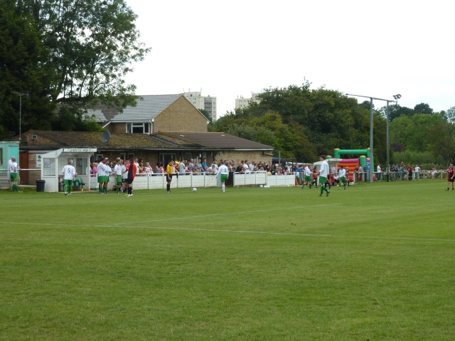 Leverstock Green FC